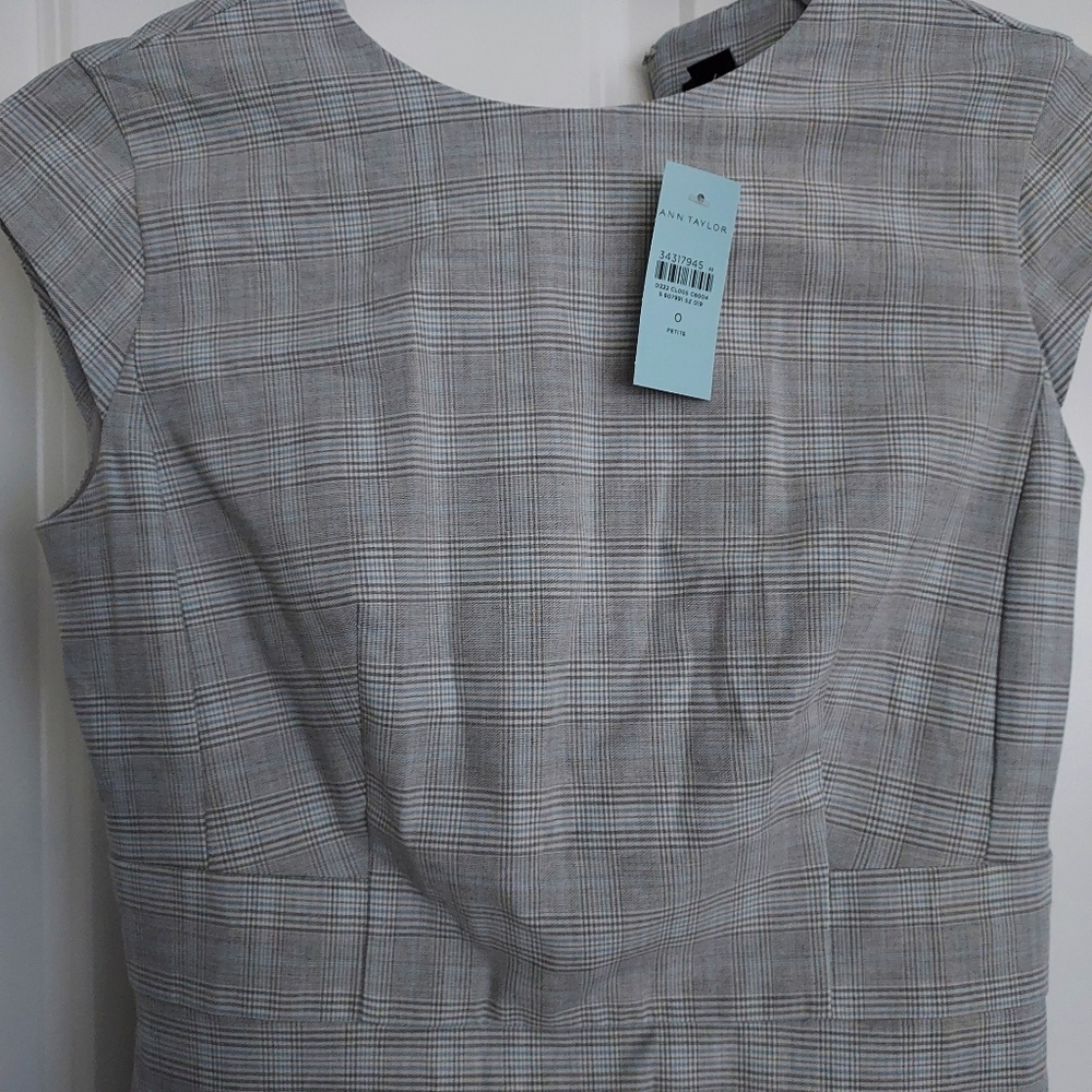 NWT Ann Taylor Dress - Picture 2 of 3